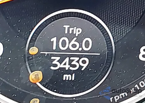 2023 Bentley Flying Spur Azure/Mulliner V8/S z USA, uszkodzony, nr VIN SCBBG6ZG0PC007016